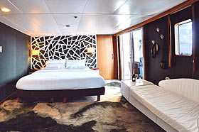 Каюта класса Balcony Suite Plus на судне Galapagos Legend