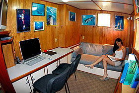 Офис на яхте Sea Hunter. Офис на яхте Sea Hunter.
