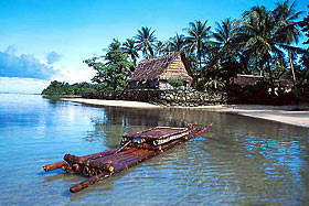 Остров Яп. Традиционный «мужской» домик на берегу.