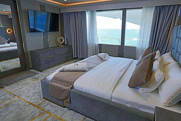 Яхта Ark Noble, каюта Ocean View Suite на верхней палубе