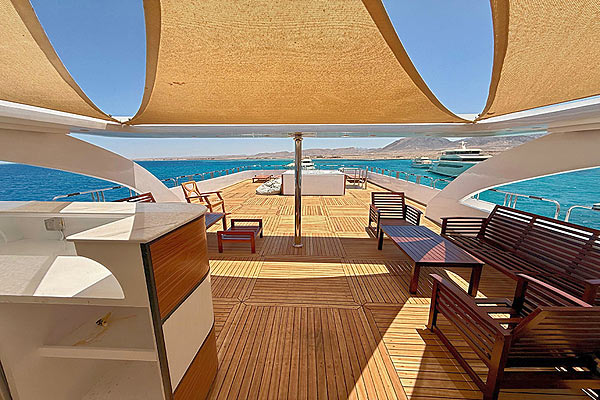 Сан-дек на яхте Lavender. Сан-дек на яхте Lavender.