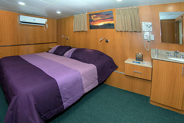 Каюта Double на яхте Odyssey Каюта Double на яхте Odyssey