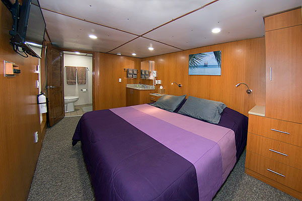 Каюта Double на яхте Odyssey Каюта Double на яхте Odyssey