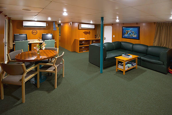 Гостиная на яхте Odyssey Гостиная на яхте Odyssey