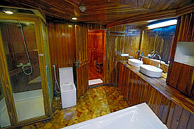 Ванная комната, яхта Iruvai