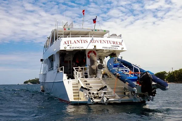 Дайвинг-сафари на Филиппинах на яхте Atlantis Adventurer