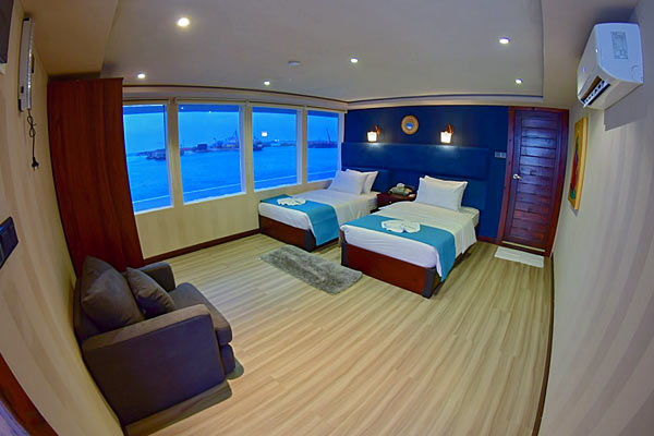 Каюта Ocean View на верхней палубе на яхте Blue