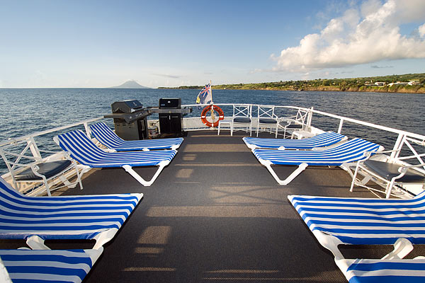 Сан-дек на яхте Caribbean Explorer II