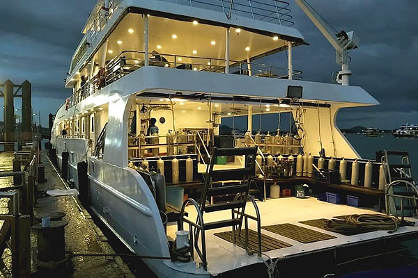 Яхта Deep Andaman Queen, дайв-сафари в Таиланде