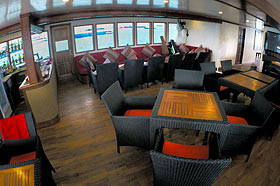 Яхта Manta Cruise: салон.