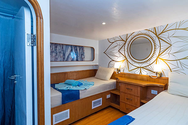Каюта Twin на нижней палубе на яхте Sinaistar.