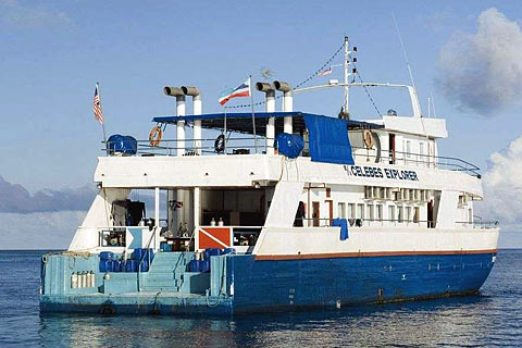 Дайв-платформа на яхте Celebes Explorer 9