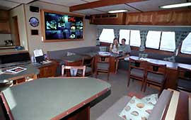 Салон на корабле Cayman Aggressor IV